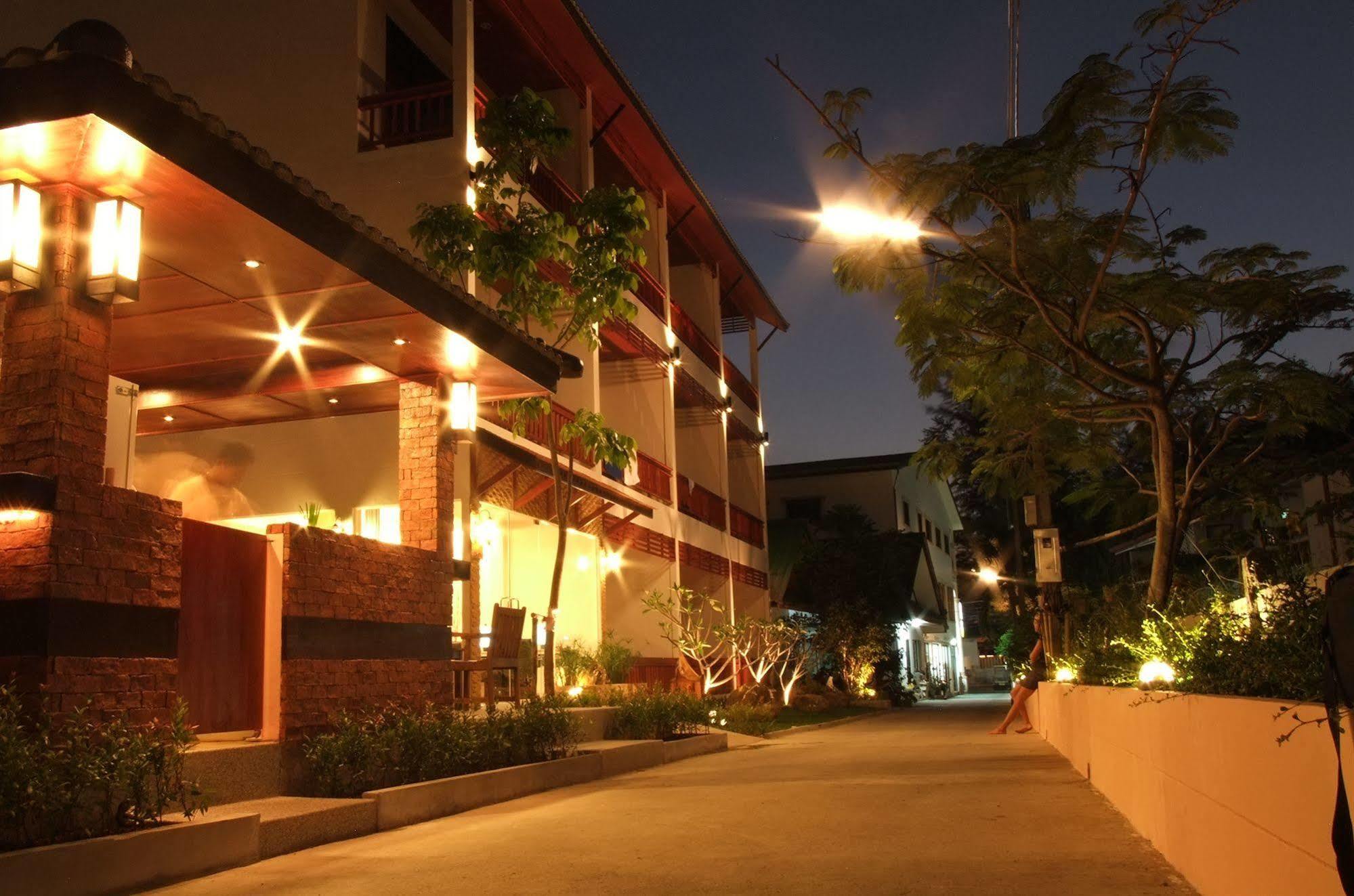 Katanoi Resort Phuket Buitenkant foto
